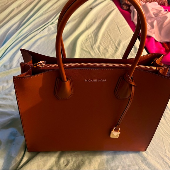 Michael kors brown purse - Picture 5 of 5